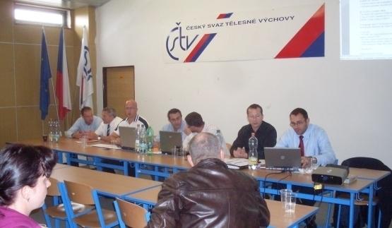 Pavel Telička zůstává v čele Rugbyové unie až do listopadu 2009
