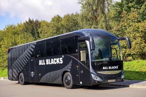 V ČR vyrobený autobus Iveco Bus Magelys vozil mistry světa v ragby All Blacks