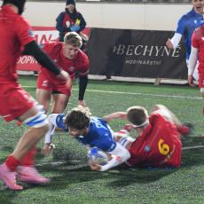 První pětku položil Matěj Sehnal, který se protáhl rumunskou obranou