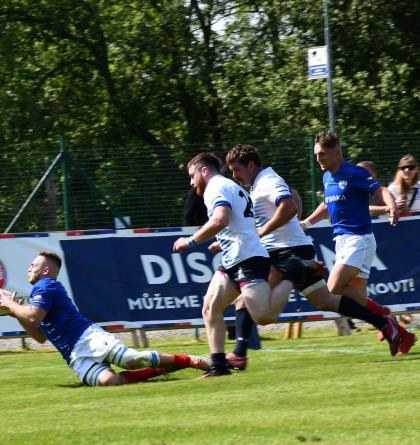 Dvě pětky z deseti v duelu Česko - Izrael 64:19 položil   pravnuk zakladatele říčanského ragby  Kryštof Kohout