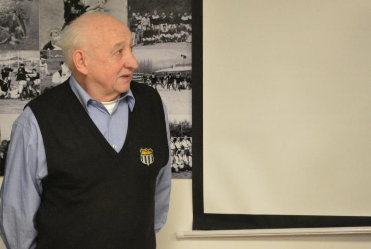 Smutná zpráva z Tatry Smíchov ... zemřel otec zakladatel tohoto klubu Jaroslav Nedoma Smutná zpráva z Tatry Smíchov ... zemřel otec zakladatel tohoto klubu Jaroslav Nedoma
