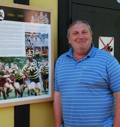 Šťastný ragbista Pavel Šťastný, jemuž je třikrát 25 let