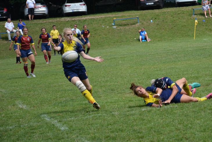 České sedmihráčky v Maďarsku získaly pátou příčku na turnaji Women Sevens Trophy