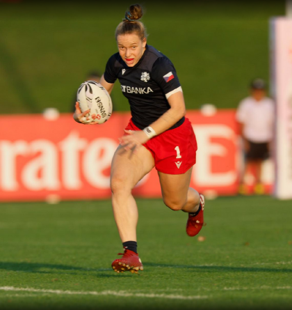 České ragbistky "7" v Dubaji byly třetí. Po dvou prohrách a třech výhrách získaly bronz