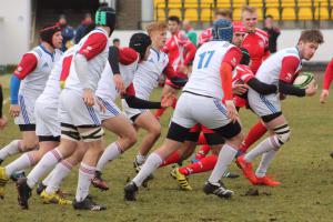 Čeští ragbisté U18 na XV Men's Trophy prohráli s Rumunskem 8:39, ale vyhráli nad Ukrajinou 41:11 Čeští ragbisté U18 na XV Men's Trophy prohráli s Rumunskem 8:39, ale vyhráli nad Ukrajinou 41:11