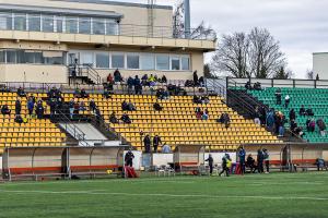 Proč se na ragby nikdo nepřišel podívat? V hledišti bylo méně diváků než hráčů na hřišti