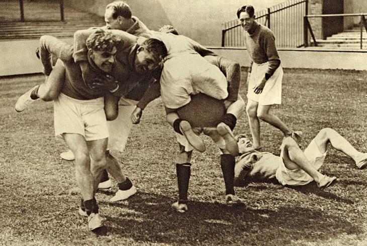 Před rugbyovou sezonou v roce 1927 v Praze Před rugbyovou sezonou v roce 1927 v Praze