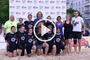Písničkář Jaromír Nohavica pozdravil třetí ročník beach ragby v centru Ostravy Písničkář Jaromír Nohavica pozdravil třetí ročník beach ragby v centru Ostravy
