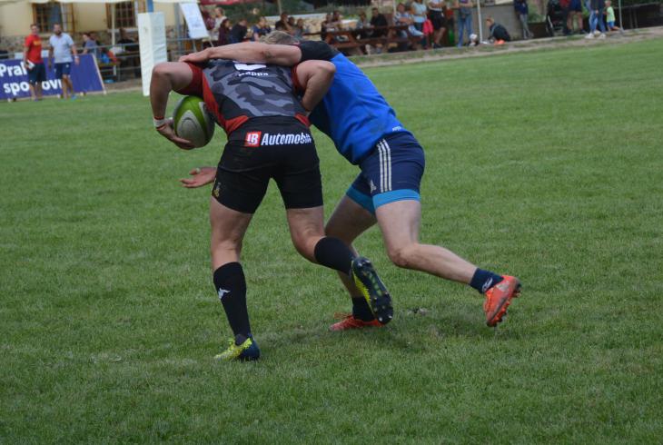 Ragbisté jdou do finále v republikovém šampionátu v olympijských sedmičkách