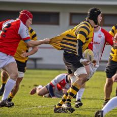 Že ti natrhnu triko